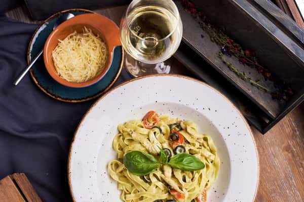 pasta and white wine