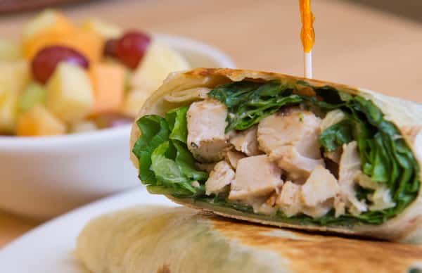 Winner (Grilled Chicken Caesar)
