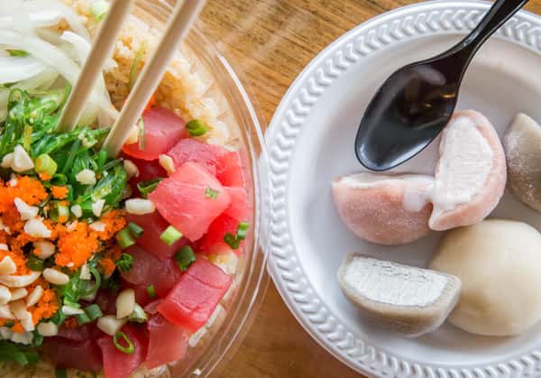 POKE BOWL & MOCHI ICE CREAM