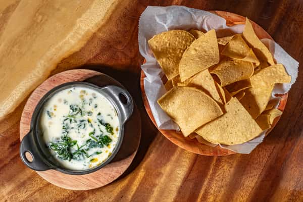 Spinach Queso Dip