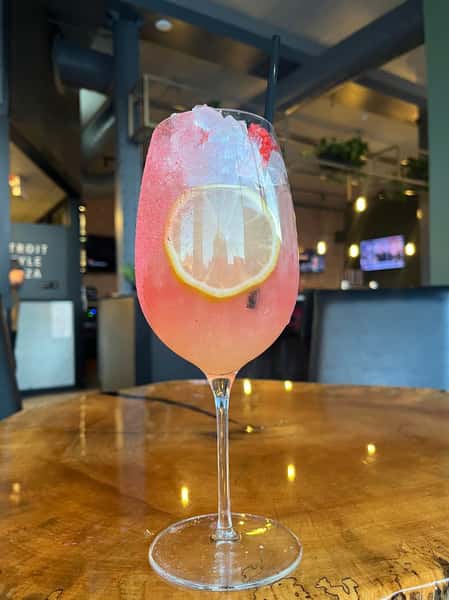 STRAWBERRY LIMONCELLO SPRITZ.