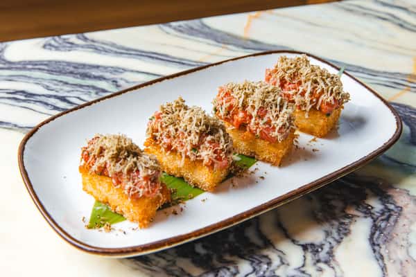 WAGYU BEEF CRISPY RICE