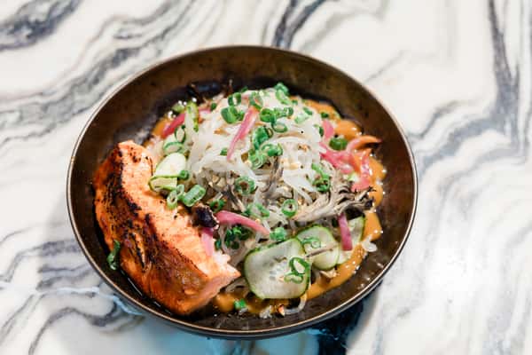 SALMON BBQ BOWL