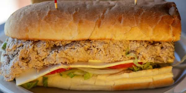 1/2 Tuna Sub