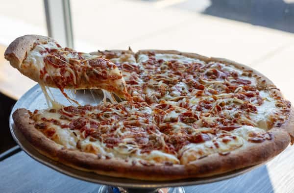 L-Old World Pizza