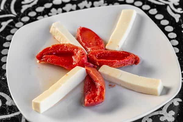 Guava Shells With White Cheese