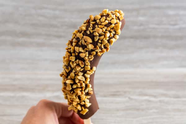 Chocolate_Banana_With_Nuts