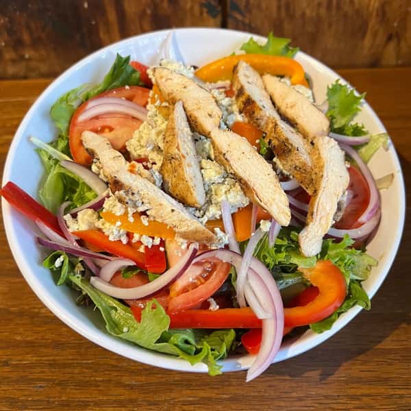 Who said we don’t do salads? 🥗💥 Our Creole Salad is here to prove them wrong. Grilled chicken, homemade Creole dressing with just the right kick—this salad’s as filling as it is flavorful. Come get your greens... with a side of wow. 🌶️

Available this week only @42northbrewing @fatbobsat42n
fatbobs.com - #planyourvisit