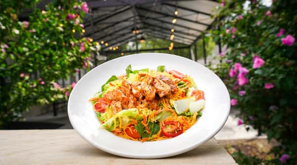 Buffalo or Sweet & Sour Chicken Salad