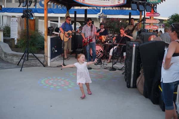 bleech band playing little girl dancing
