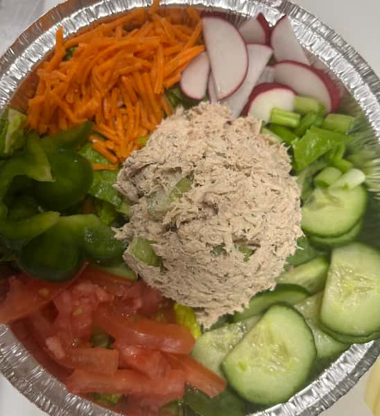 Garden Salad with Tuna