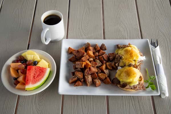 Prime Rib Benedict