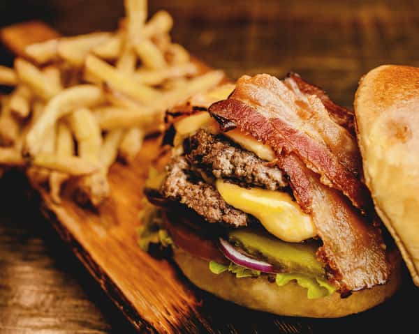 DOUBLE BACON CHEESEBURGER MEAL