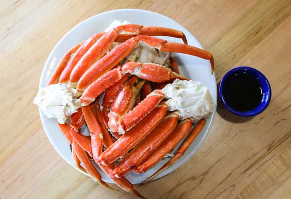 Alaskan Snow Crab Legs