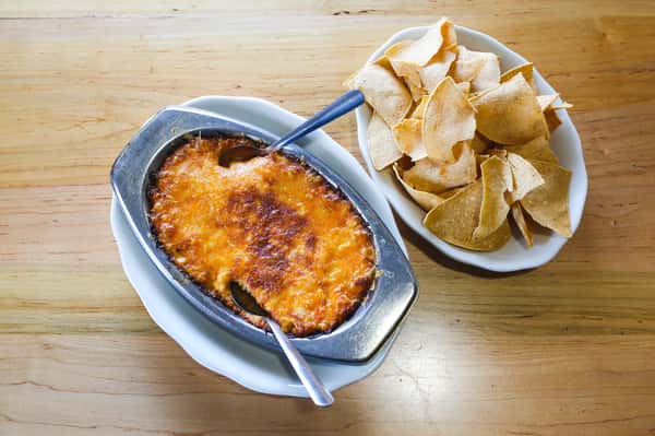 Crab & Shrimp Dip with Nachos