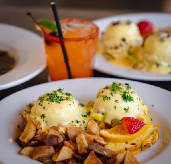 mashed potato with fruits and margarita on the side
