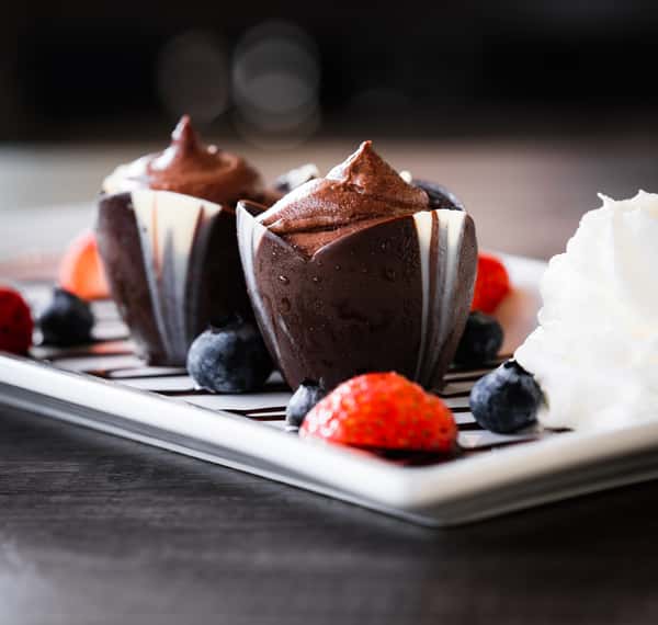 chocolate mousse with strawberry