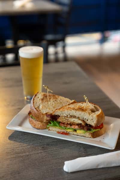Hang Ten Chicken BLT Sandwich