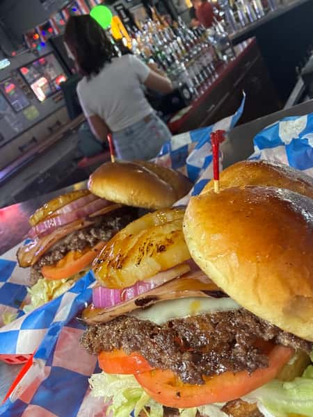 Tom's Hawaiian Burger