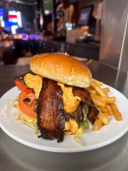B Shee's Pimento Bacon Burger