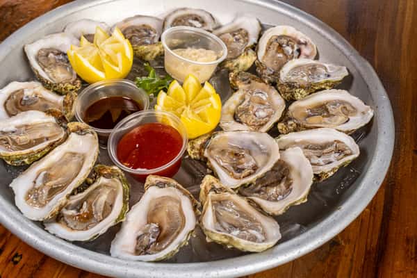 Fresh Oysters Half Shell