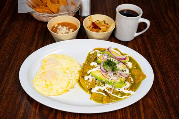 Chilaquiles Con Huevo