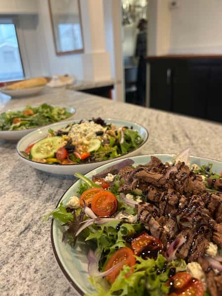 Mixed seafood salad dishes