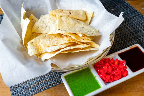 Papadam and Chutney