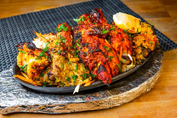 TANDOORI MIX GRILL
