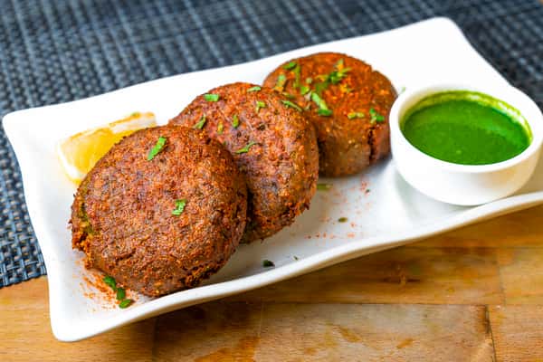 Hare Mutter Ki Shammi (3 pcs)