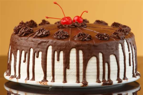 Chocolate Mousse Cake (Whole