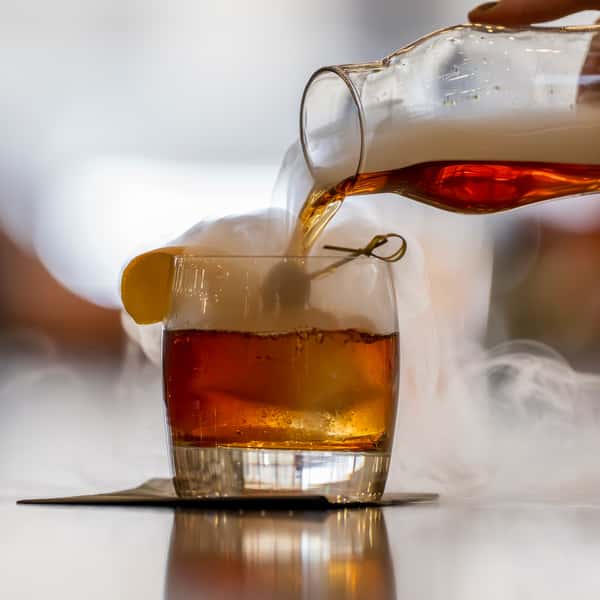 🥃 It’s Elijah Craig Old Fashioned Week! 🔥
Bourbon lovers, this one’s for you! Come sip on a classic and celebrate with us at Black+Haus Tavern! 🥃🤎
#BlackHausTavern #ElijahCraig #OldFashionedWeek
