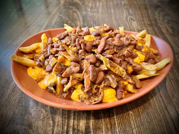 CHILI CHEESE FRIES