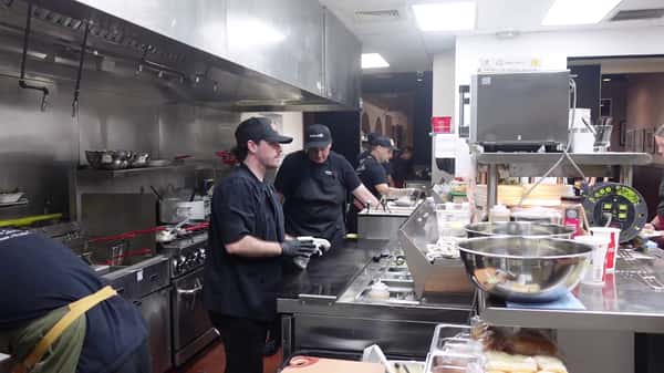 🎥✨ Saturday Night Behind the Scenes! Check out our time-lapse footage at SoNapa Grille "The Shores." Experience the magic of our kitchen and the vibrant atmosphere as we experience a busy night! 🍽️
#SoNapaGrille #BehindTheScenes #TimeLapse #DiningExperience #Foodie #SaturdayNightVibes #TheShores 🌊