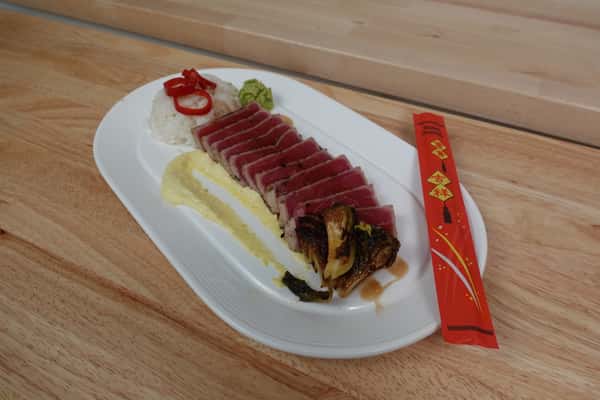 Sashimi Tuna*