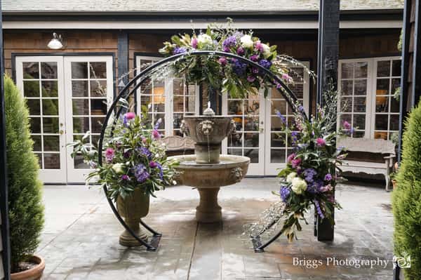 Courtyard moon gate