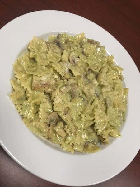 CHICKEN PESTO
