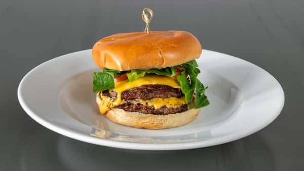 Classic cheeseburger