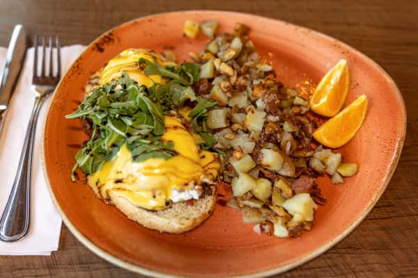 Bacon & Brie Benny