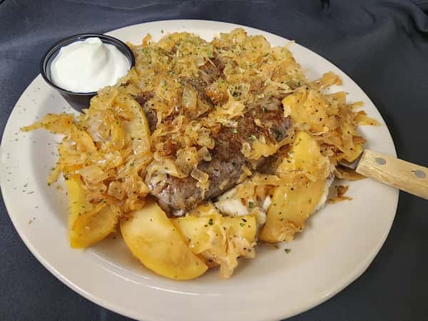 Bratwurst and Sauerkraut with Apples and Onion