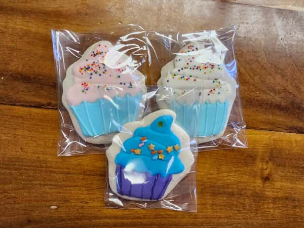 cupcake royal iced