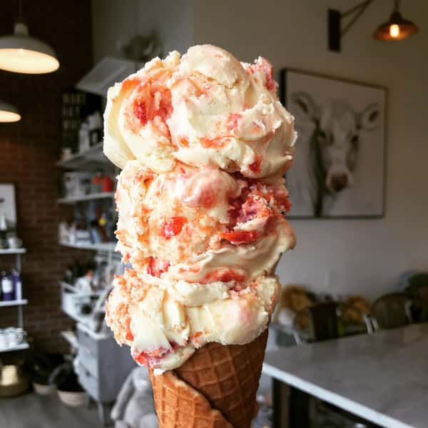 White Chocolate Strawberry Passionfruit Blitz