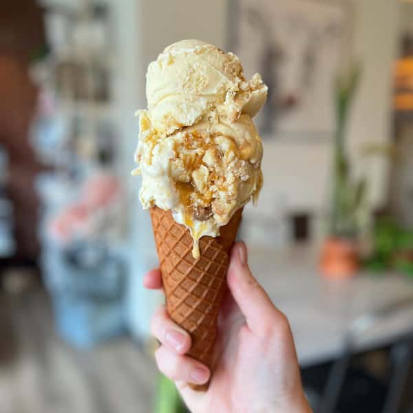 Caramel Apple Cheesecake Ice Cream