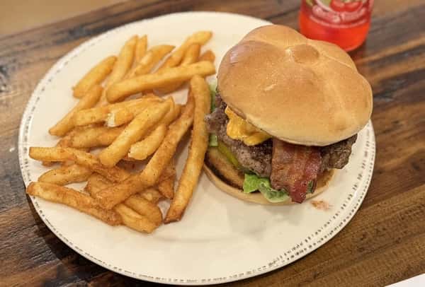 Pimento Bacon Cheeseburger