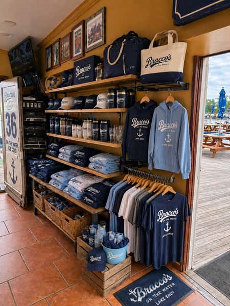 Bracco's mercantile