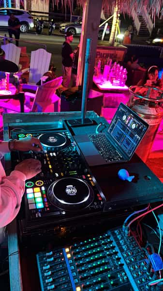 dj