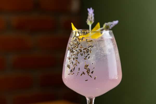 Lemon Lavender Spritz (Prosecco)