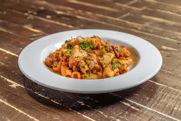 Spicy Rigatoni alla Vodka