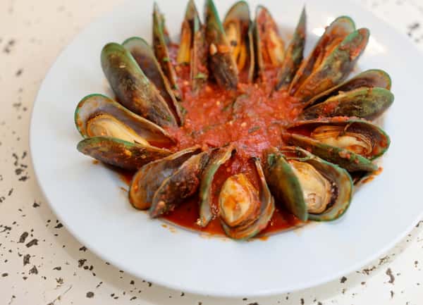 Mussels Diavolo