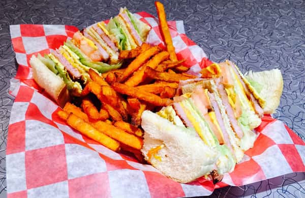 Sandwich with sweet potato fries